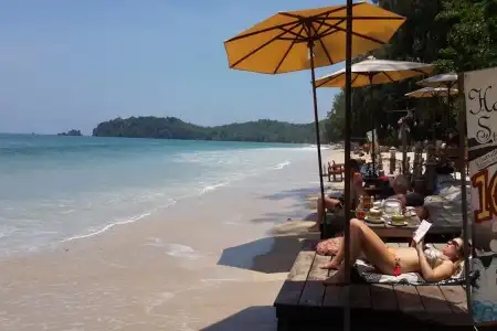 JJ Beach Resort - 14