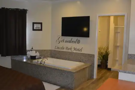 Lincoln Park Motel - 9