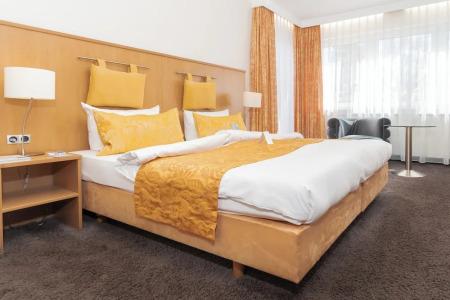 & Living Am Wartturm - 39