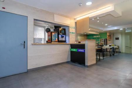 Sun & Moon Hostel - 20