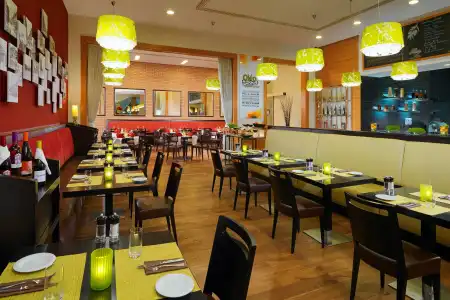 Courtyard by Marriott Budapest City Center - 22
