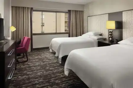 Embassy Suites by Hilton Crystal City National Airport - 55