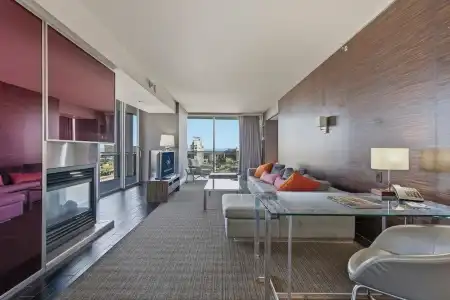 Beautiful Palms Place Suite - 255