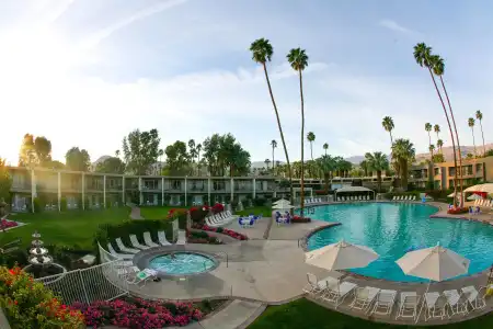 Shadow Mountain Resort - 8