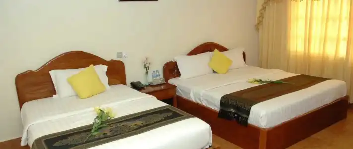 Lux Guesthouse - 15