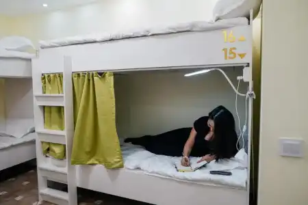 Sunny Hostel on June street - 28