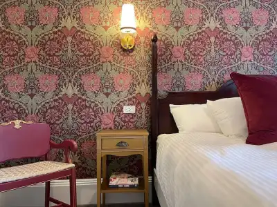 Emerson Inn - 4