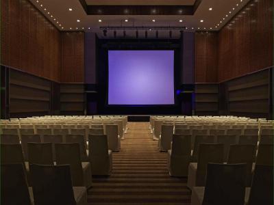 DoubleTree by Hilton Putrajaya Lakeside - 19