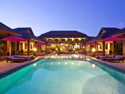 Rose Bay Resort - 4