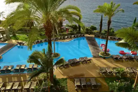 Pestana Promenade Ocean Resort - 13