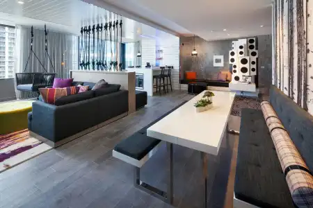 W Bellevue - 11