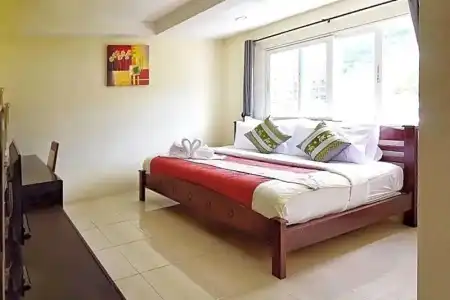 Square One Patong - 127