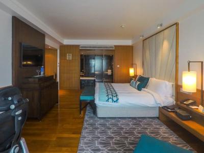 InterContinental Marine Drive Mumbai by IHG - 1