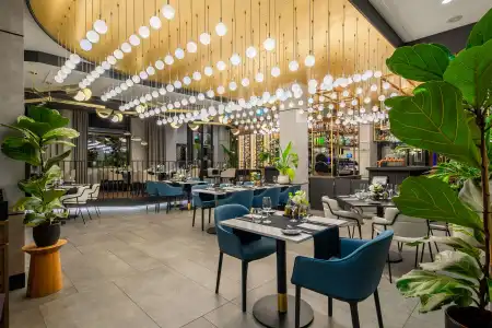 Radisson Blu - 24