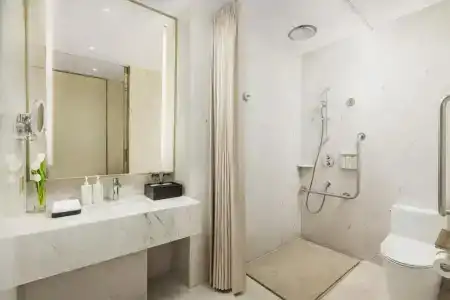 HUALUXE Shanghai Changfeng Park by IHG - 38