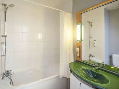 ibis Chartres Ouest Luce - 9