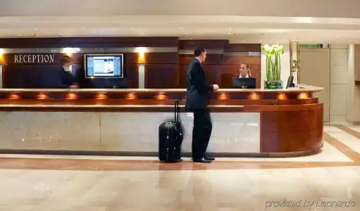 Fairmont Golden - 30