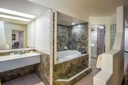Clarion Inn Grand Junction - 56
