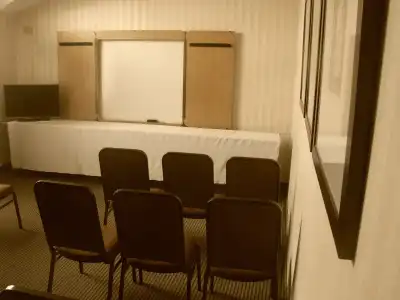 Quality Inn - 13