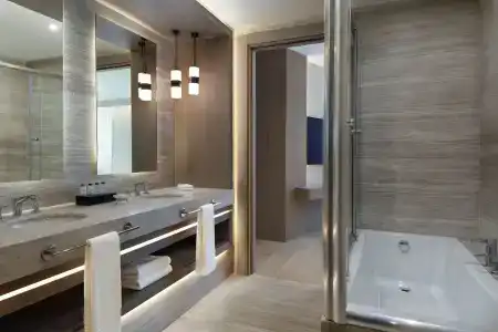 Sheraton Istanbul City Center - 21