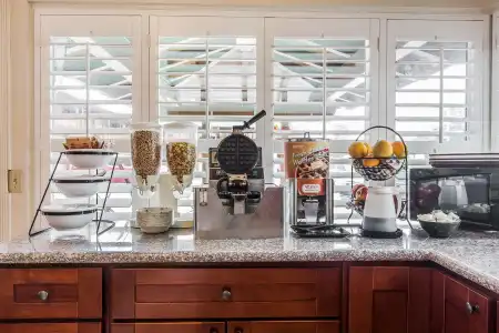 Clarion Collection Wilkie's Inn Pacific Grove - Monterey - 12