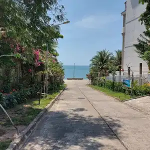 Ngoc Chau - 8