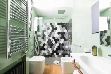 Rarity Suites - 80