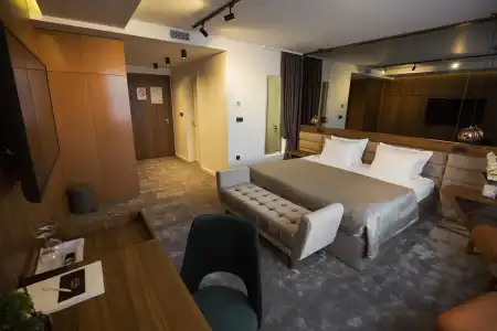 New City & Restaurant Niš - 10