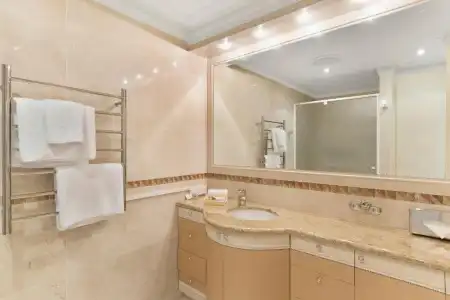 The Peninsula Riverside Serviced Apartments - 186