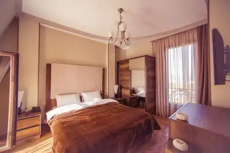 Royal Venezia - 2