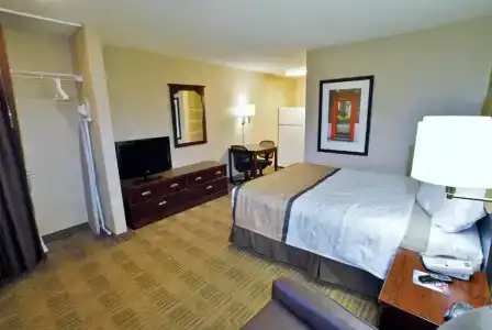 Extended Stay America Select Suites Newport News Oyster Pt - 36