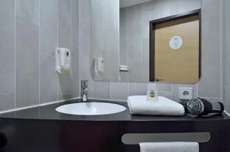 B&B Berlin-Dreilinden - 26