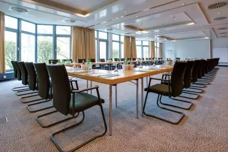 Park Inn by Radisson Luebeck - 12