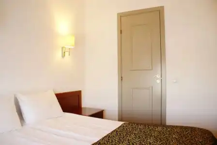 Gotthard Residents - 25