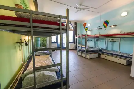 Island Hostel - Adults only - 19