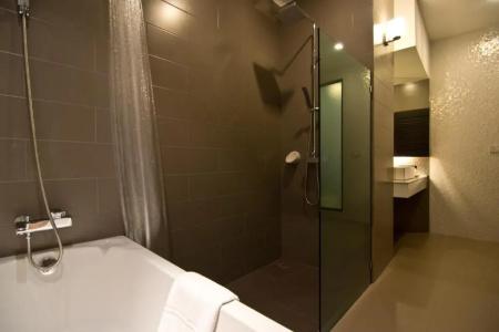 J Residence - 168