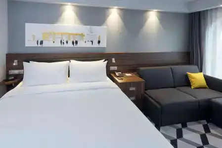 Hampton by Hilton Poznan Old Town - 32