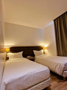 Hôtel Mary’s - Caen Centre Gare Sncf - 28