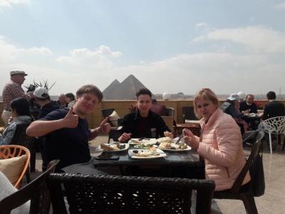 Crowne pyramids view inn - 15