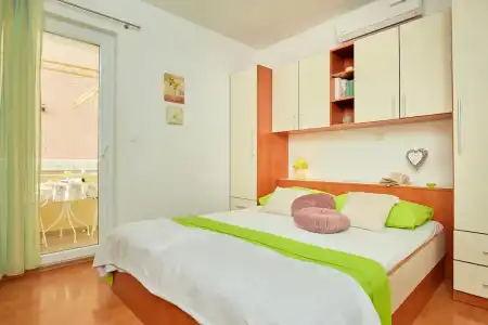Apartments Zelic Tucepi - 100