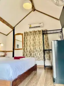Majestic Sea View Resort - 37