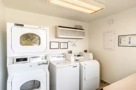 Motel 6 Redding, CA - Central - 15