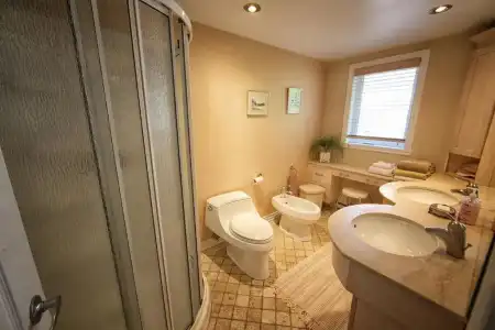 Quality Inn Centre-Ville - 149