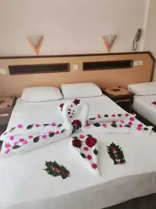 Side Ozgurhan - 43