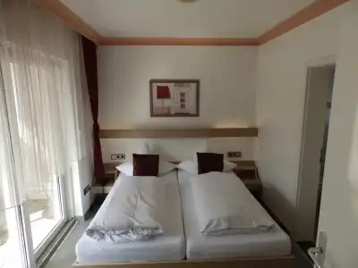 H41 Inn Hostel - 24