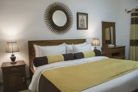 Eagle Regency Boutique - 8