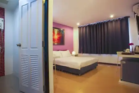 Errday Guest House - 1