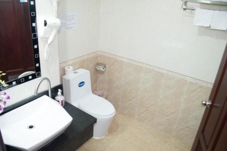 Hoa Phat & Apartment - 121