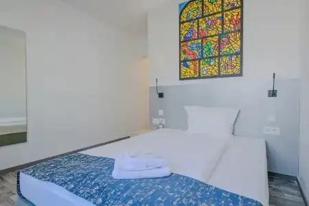 Münchner Hof - 83