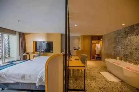 Quinter Central Nha Trang - 112